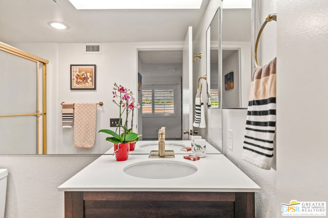 71824 Eleanora Lane, Rancho Mirage CA: https://media.crmls.org/mediaz/aa9ddf96-e939-4210-83a7-9a8d7ce95d1c.jpg