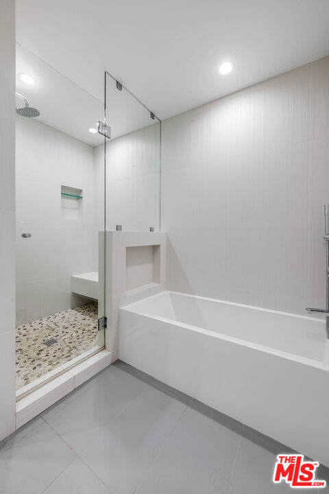 2307 Fox Hills Drive, Los Angeles CA: https://media.crmls.org/mediaz/aa9de1df-745e-45a3-afef-723a743a38ff.jpg