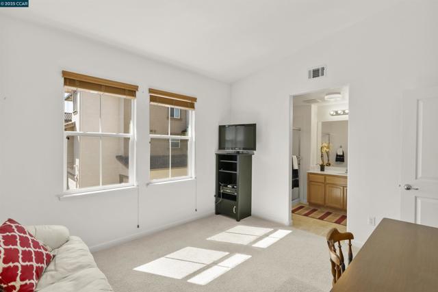 113 Carmel St, San Pablo CA: https://media.crmls.org/mediaz/aa9fb528-b139-4d43-9b25-fbbc968a068a.jpg