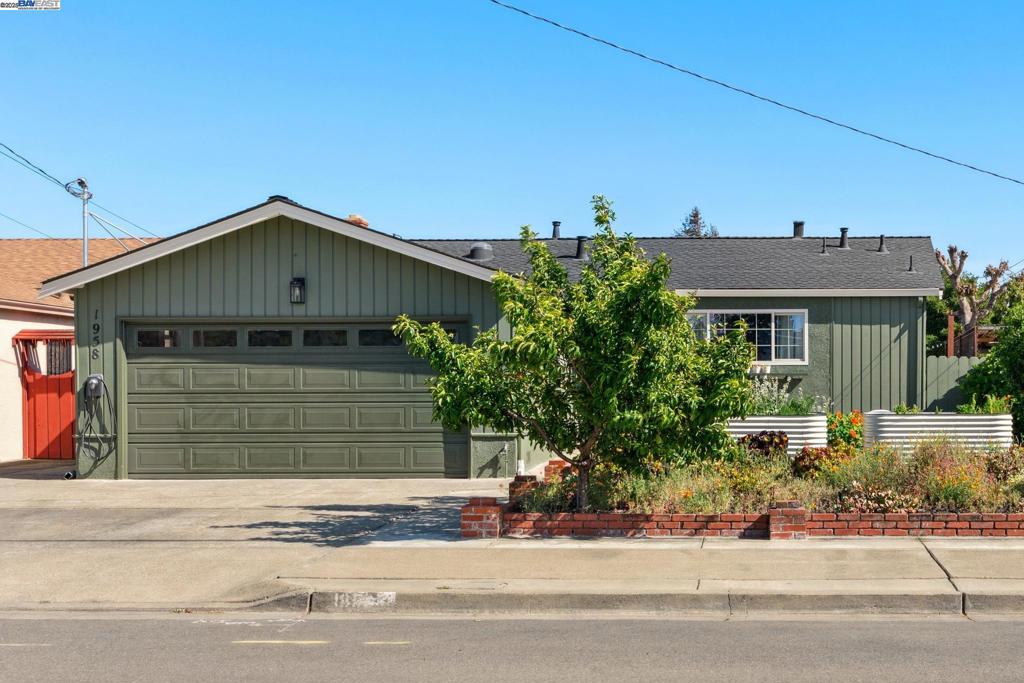 1958 Vining Dr