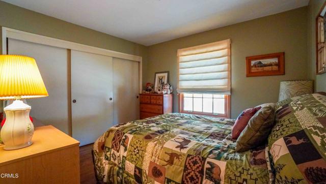 1542 Uppingham Drive, Thousand Oaks CA: https://media.crmls.org/mediaz/aa9fe9bc-bd4d-43bb-946d-dd1f8e944f1f.jpg