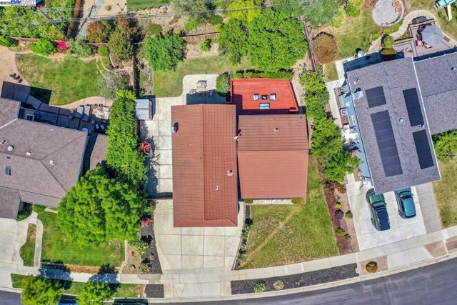 1487 De Palma Dr, San Jose CA: https://media.crmls.org/mediaz/aaa09954-6b3f-405f-9437-fccd09de083b.jpg