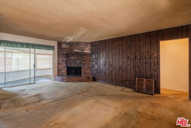 10911 Lemay Street photo 6