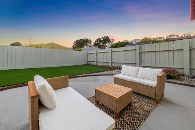 69 Plymouth Circle, Daly City CA: https://media.crmls.org/mediaz/aaa18476-2d63-4bc9-bbdd-d1d229d65112.jpg