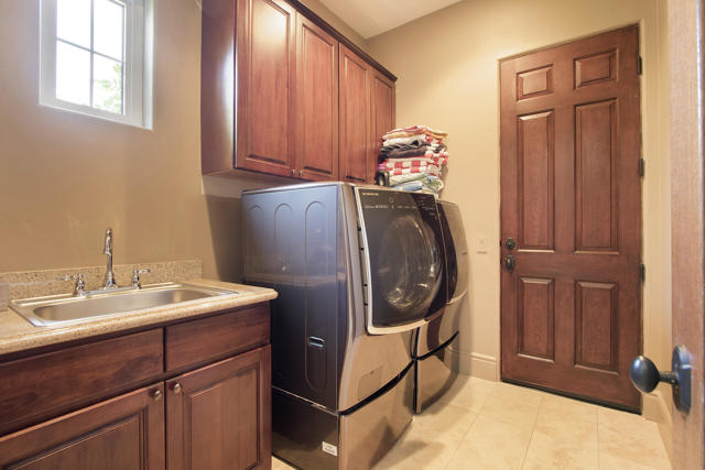 56588 S Palms Drive, La Quinta CA: https://media.crmls.org/mediaz/aaa24927-cfd3-4156-b022-6c419e6207ba.jpg