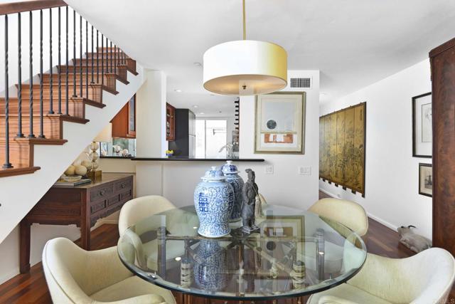 101 Coast Boulevard, La Jolla CA: https://media.crmls.org/mediaz/aaa24bee-c268-46dd-963e-15fa523f5dd4.jpg