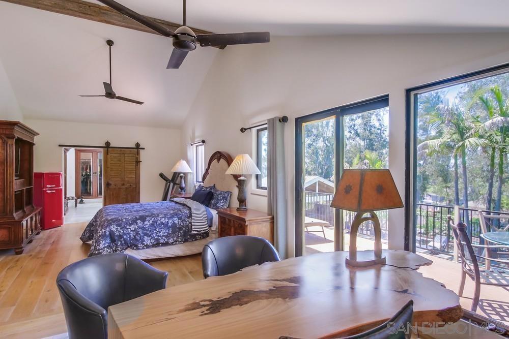 MLS #250032414SD img 26