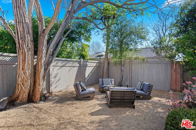2965 Calle Noguera, Santa Barbara CA: https://media.crmls.org/mediaz/aaa27244-c128-43b8-83ec-4f53a5bade05.jpg