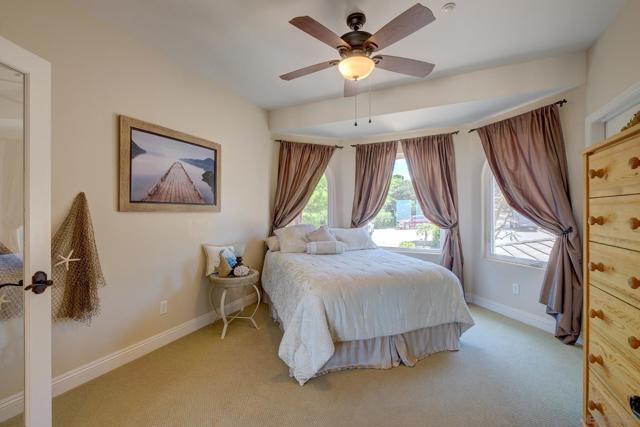 16677 Falcon Heights Rd, Ramona CA: https://media.crmls.org/mediaz/aaa2dcec-35c9-441d-907d-ce528654c8ba.jpg