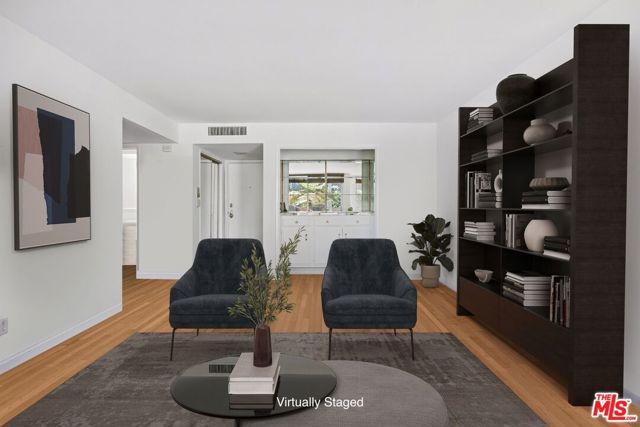 2301 S Beverly Glen Boulevard, Los Angeles CA: https://media.crmls.org/mediaz/aaa39490-3f34-49a3-b6bb-4192b7f88520.jpg