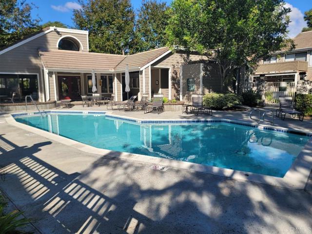 Detail Gallery Image 30 of 31 For 1091 Shadowridge Dr #114,  Vista,  CA 92081 - 2 Beds | 1 Baths