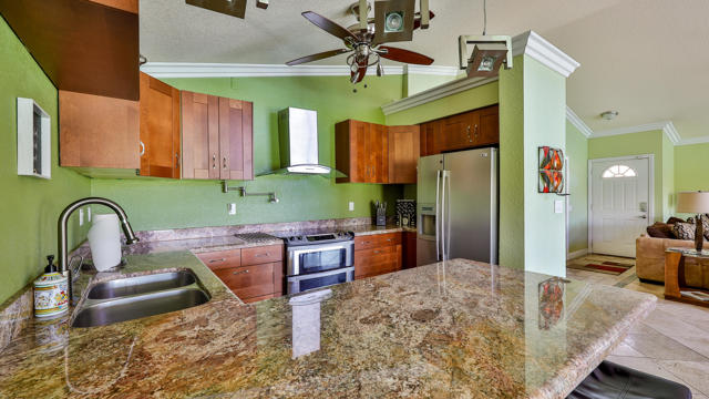 76895 Morocco Road, Palm Desert CA: https://media.crmls.org/mediaz/aaa42e6a-bd8d-4c95-bfbf-9aff4b98c2a3.jpg