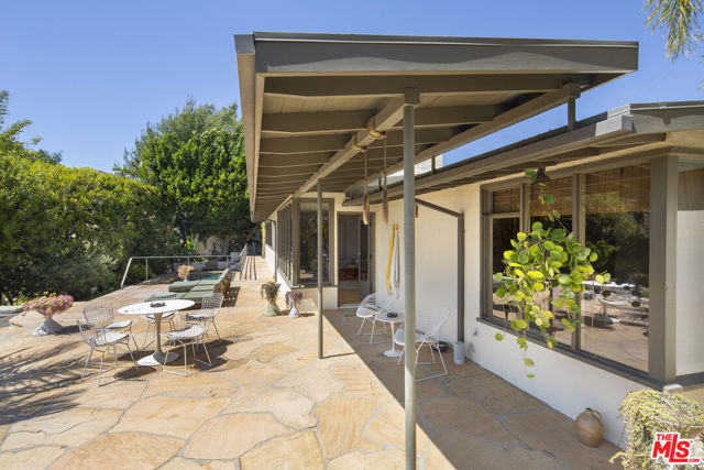 7400 Pyramid Place, Los Angeles CA: https://media.crmls.org/mediaz/aaa5705c-4e41-4a90-b2bb-4a81645b9b75.jpg