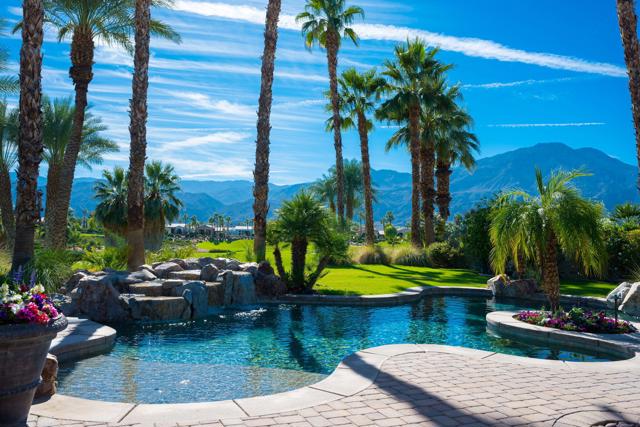 58061 Carmona, La Quinta CA: https://media.crmls.org/mediaz/aaa6a308-59cf-49d6-be3e-abc8e338f6f1.jpg