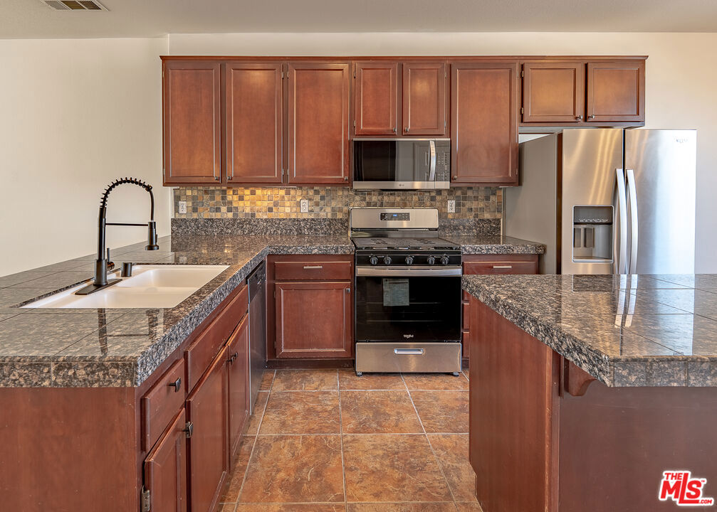 MLS #25615985 image #40