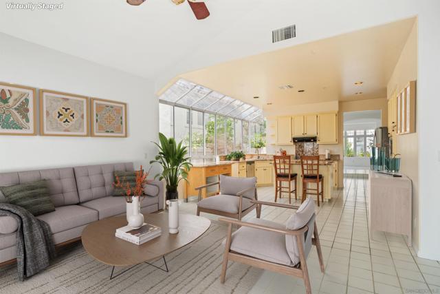 2133 View Crest Glen, Escondido CA: https://media.crmls.org/mediaz/aaa7b0b8-07e5-4559-a69d-bab07878242a.jpg