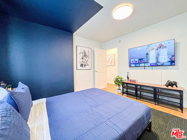 1173 Amherst Avenue, Los Angeles CA: https://media.crmls.org/mediaz/aaa88ba0-4c73-419d-9fd8-c9f57bbafe8d.jpg