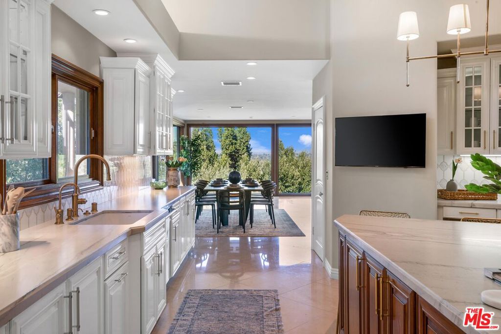 13475 Rand DriveSherman Oaks img 12