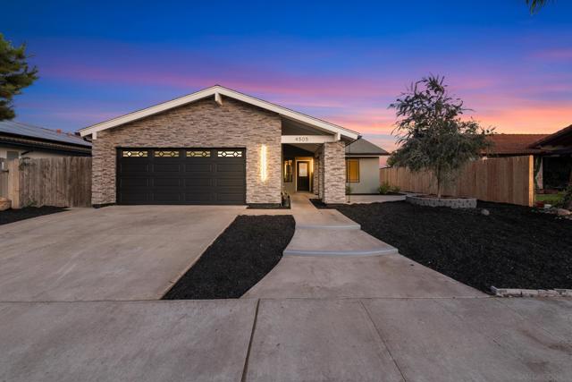 Image 6 of 46 For 4505 La Cuenta Dr