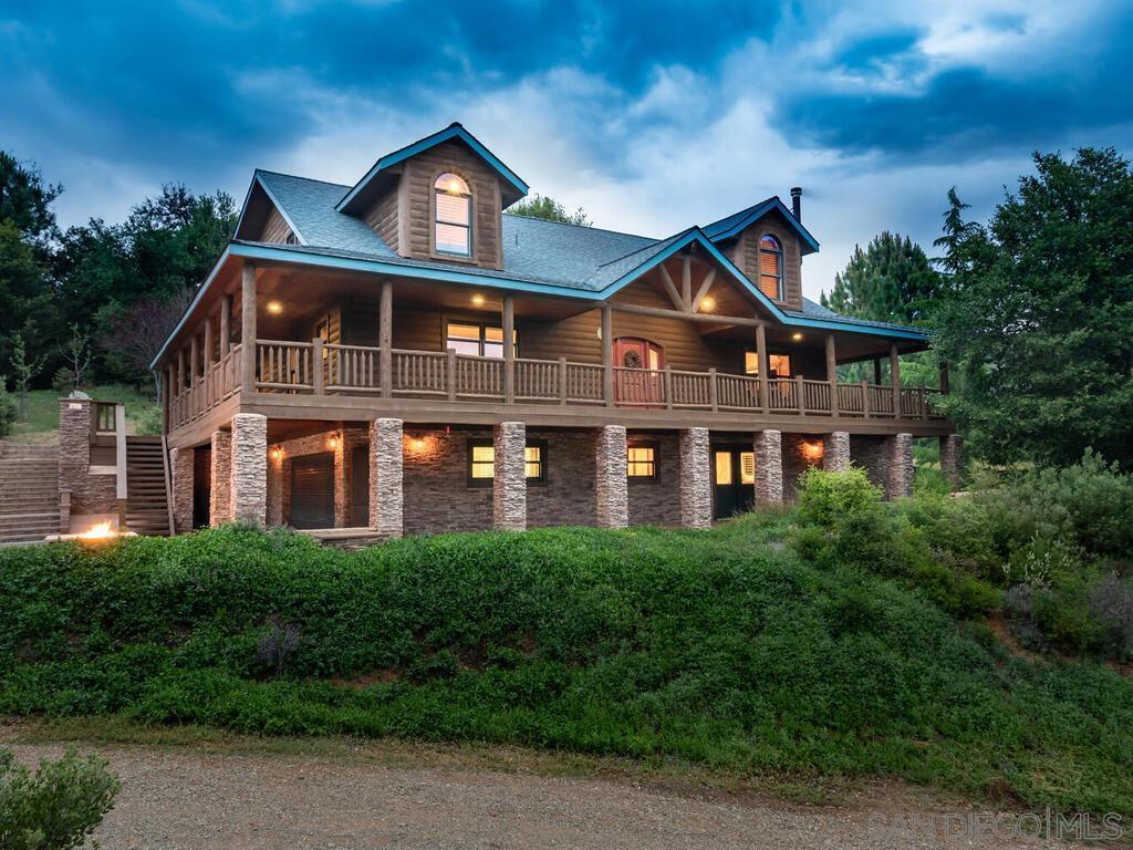 1068 W Incense Cedar Road