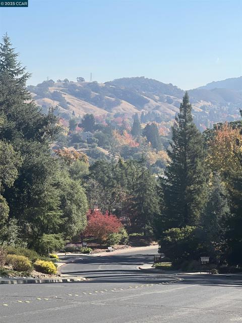 2101 Golden Rain, Walnut Creek CA: https://media.crmls.org/mediaz/aaaa7a75-a9ad-4e2c-87ab-19b448fff5bd.jpg