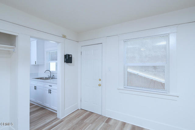 1913 E Broadway, Long Beach CA: https://media.crmls.org/mediaz/aaab2be0-4b3c-4f48-b303-b99bb5ba9f7d.jpg