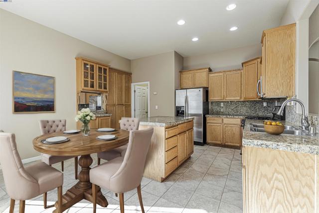 Image 8 of 35 For 2407 Warlow  