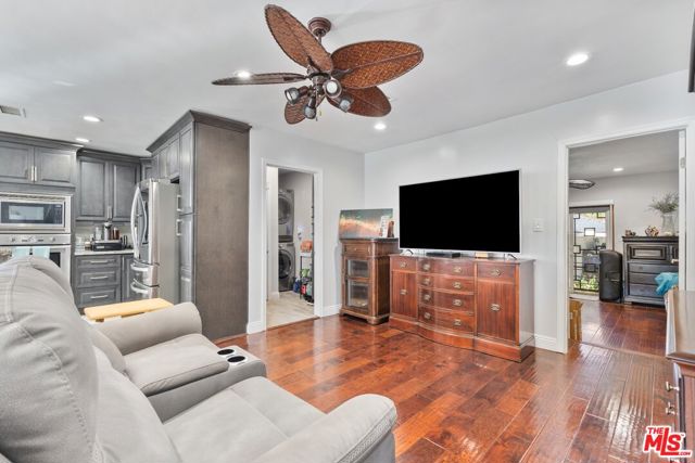2031 W 98th Street, Los Angeles CA: https://media.crmls.org/mediaz/aaab8929-490e-43d2-bb3c-e52c44a1e759.jpg