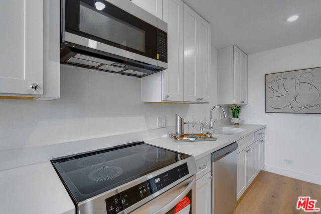 10501 Wilshire Boulevard, Los Angeles CA: https://media.crmls.org/mediaz/aaab8e6e-7003-4430-88bb-8185dc4c40b1.jpg