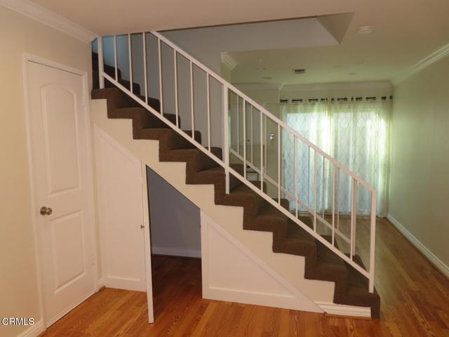 808 Magnolia Avenue, Pasadena CA: https://media.crmls.org/mediaz/aaac15ff-a501-457b-8b6e-5d1a0425c526.jpg
