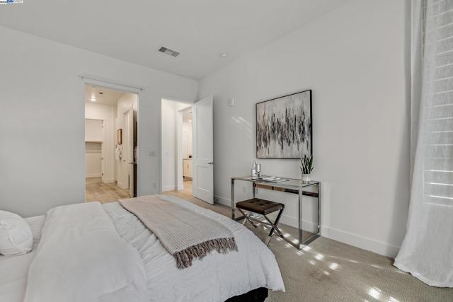 45158 Tom Blalock St, Fremont CA: https://media.crmls.org/mediaz/aaac9312-325e-47ae-9d01-0e8638c33228.jpg