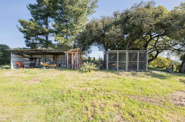 60 Brown Road, San Juan Bautista CA: https://media.crmls.org/mediaz/aaad6755-a2e0-4a8c-a527-322a41190e44.jpg