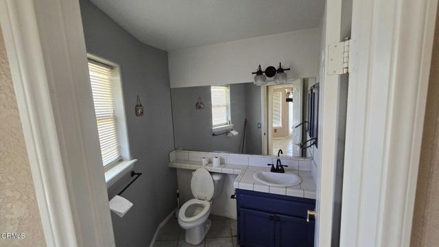 Detail Gallery Image 9 of 19 For 12780 Fir St, Oak Hills,  CA 92344 - 4 Beds | 2/1 Baths