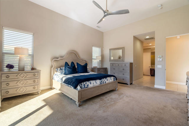 15 Via Montagna, Rancho Mirage CA: https://media.crmls.org/mediaz/aaae4739-1536-420d-9534-c181c17a73b3.jpg