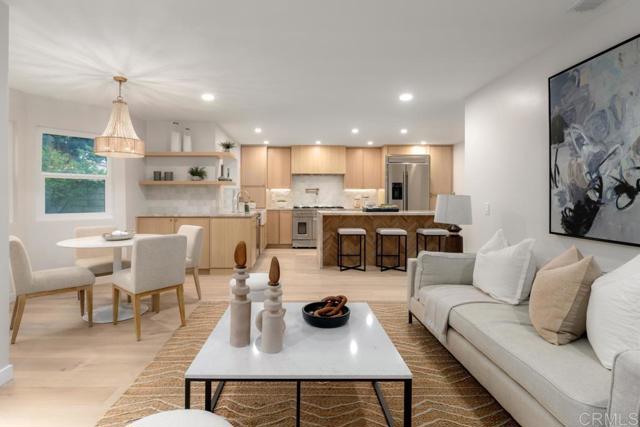 45 Saint Christophers Lane, Coronado CA: https://media.crmls.org/mediaz/aaae872f-7cd9-4567-93a5-af542f31cbb0.jpg