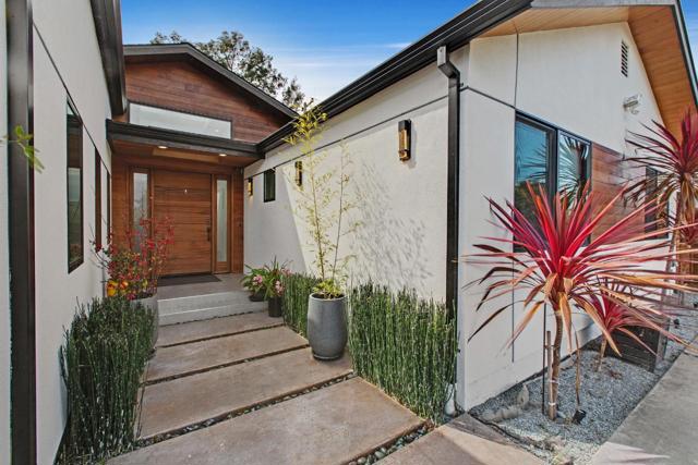 104 Oak Park Drive, Los Gatos CA: https://media.crmls.org/mediaz/aaae9128-b277-4a2c-88a9-b66c672c1c79.jpg