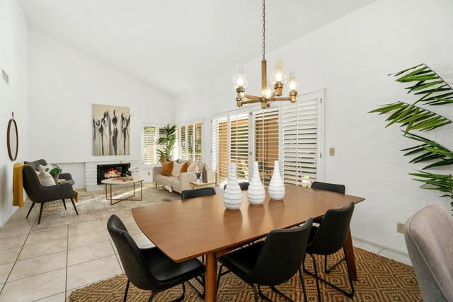 73481 Poinciana Place, Palm Desert CA: https://media.crmls.org/mediaz/aaafccf9-3e56-4903-bc2f-5fc2f4ac47e3.jpg