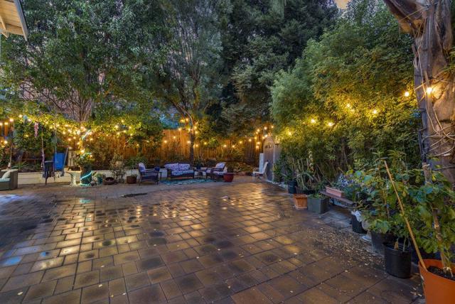 16761 Dry Creek Court, Morgan Hill CA: https://media.crmls.org/mediaz/aaafd070-eb98-43e6-9591-8932a028c086.jpg