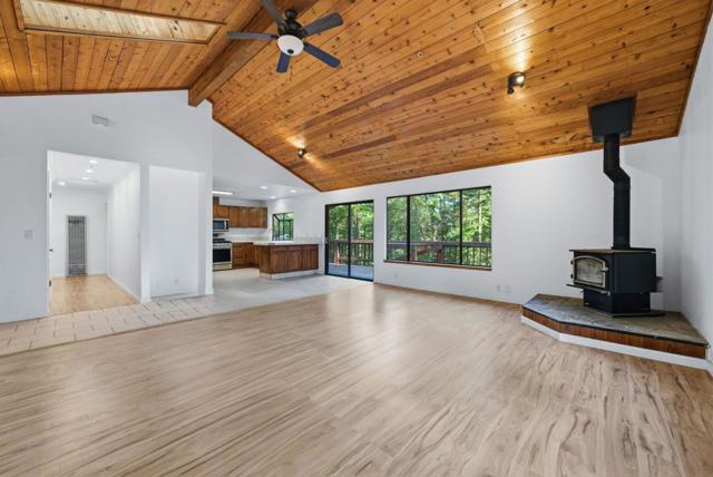 675 Western Avenue, Brookdale CA: https://media.crmls.org/mediaz/aaaff2d4-aaf9-44bb-80c1-840ef6c8f03b.jpg