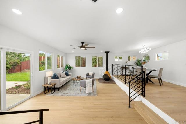 9015 Sovereign Rd, San Diego CA: https://media.crmls.org/mediaz/aab0d228-c8ca-4c12-9f27-4bcf812bece8.jpg