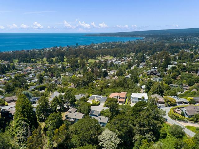 562 Cuesta Drive, Aptos CA: https://media.crmls.org/mediaz/aab17197-d125-42a2-9c7a-36cd3d974fd2.jpg