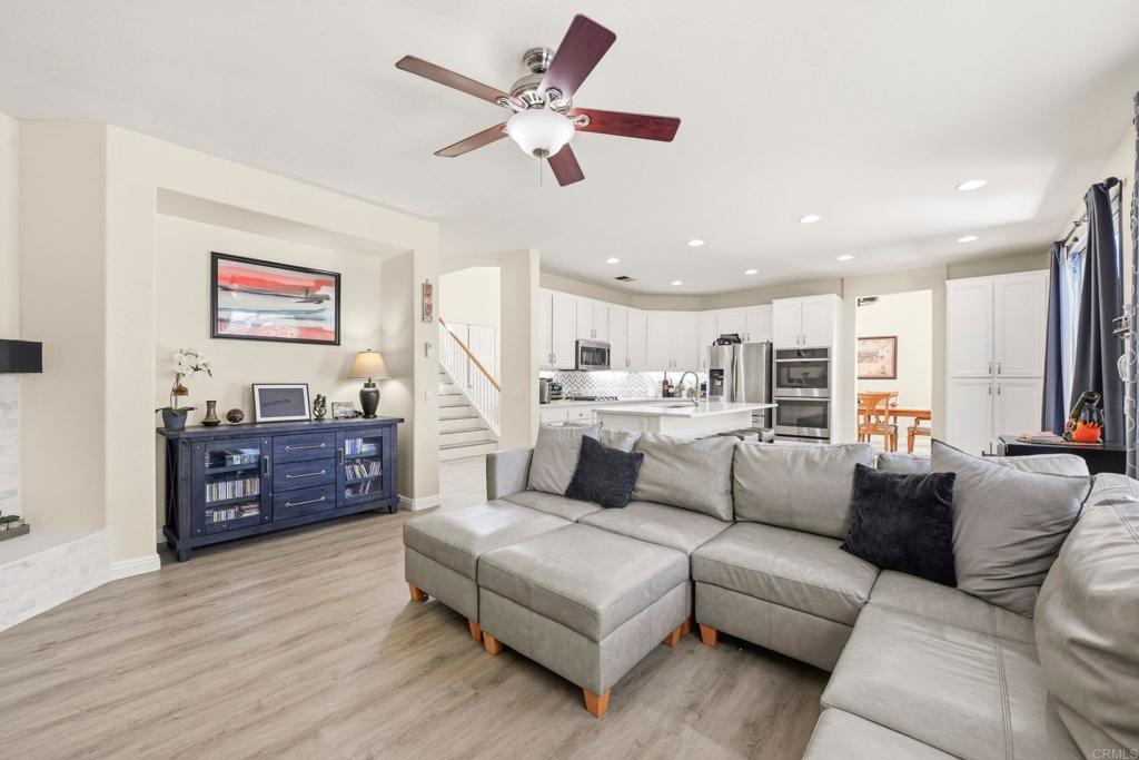 582 Chesterfield Circle - photo 17