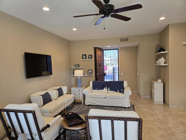67421 N Chimayo Drive, Cathedral City CA: https://media.crmls.org/mediaz/aab26b66-dcea-4bb7-9fcc-31b18e0226a9.jpg