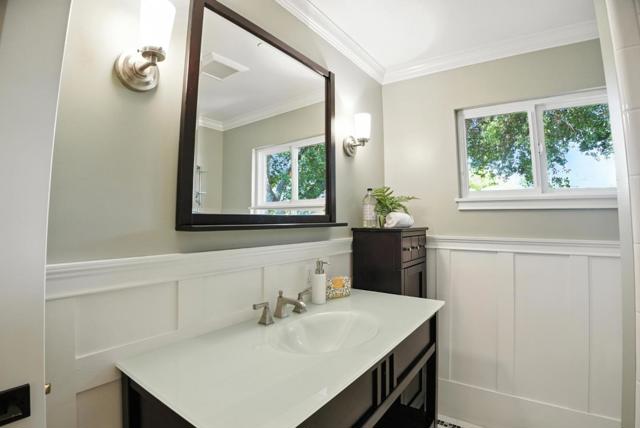 1108 Covington Road, Los Altos CA: https://media.crmls.org/mediaz/aab2d33a-c41a-4480-b1a8-c0af63a60c0a.jpg