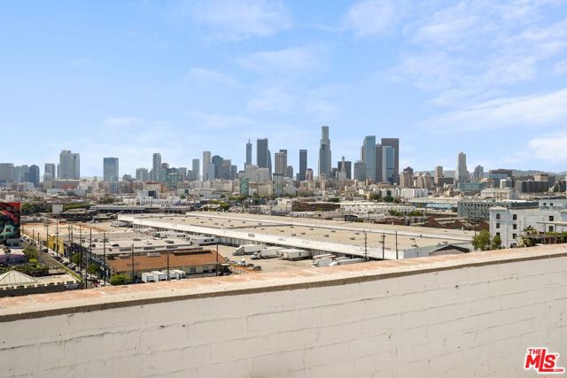 1850 Industrial Street, Los Angeles CA: https://media.crmls.org/mediaz/aab34945-14b2-4bd9-b93c-51f2c3f32bea.jpg