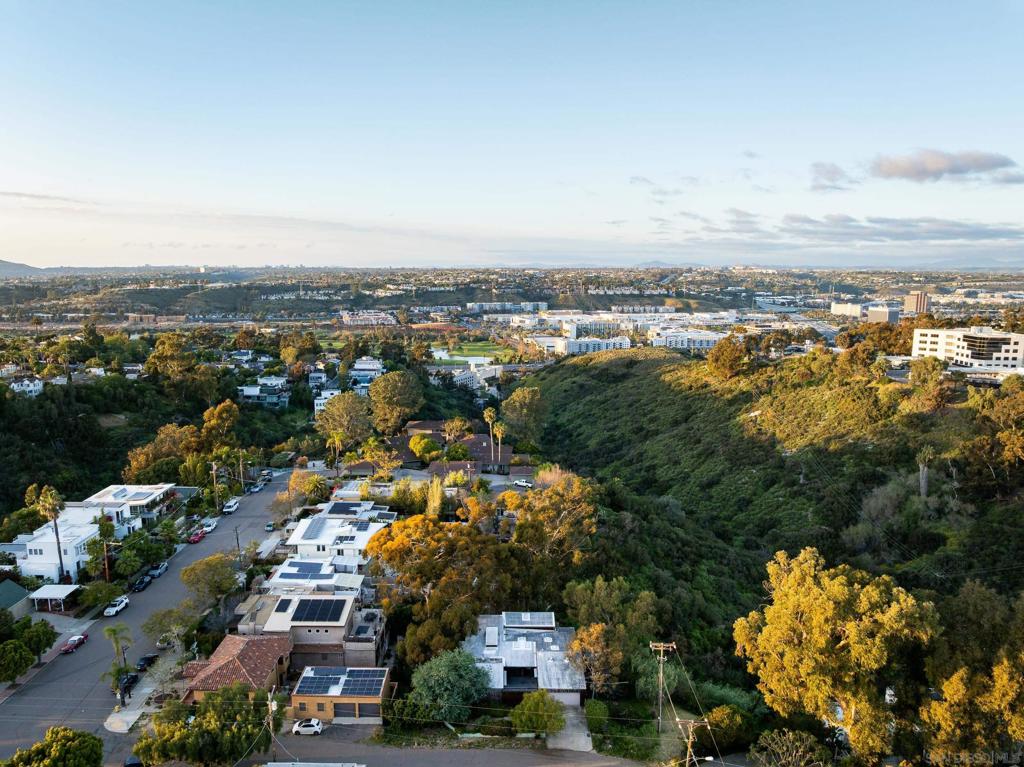 720 W Montecito Way - photo 5