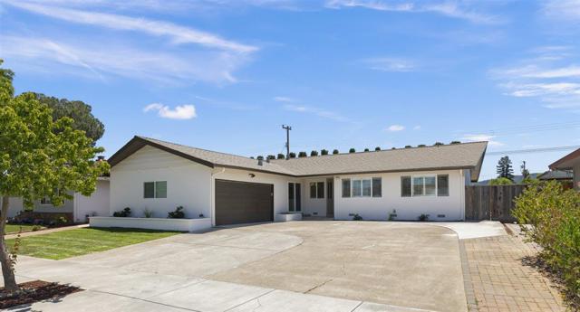 770 Gary Street, Gilroy CA: https://media.crmls.org/mediaz/aab378e9-9e5d-4627-9542-2cb584a04551.jpg