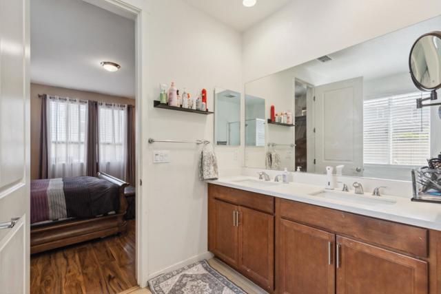 410 Thistle Court, Hollister CA: https://media.crmls.org/mediaz/aab4fe08-bbc8-4459-a2cd-5a05dd728033.jpg