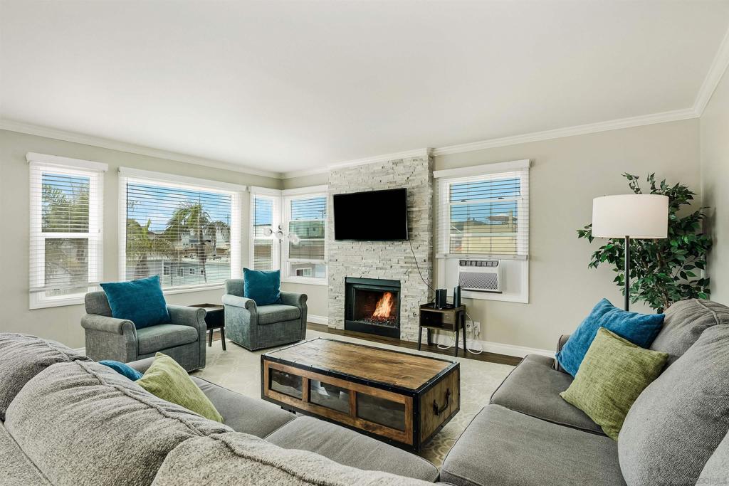 MLS #250040952SD image #8