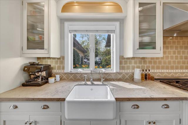 16839 Frank Avenue, Los Gatos CA: https://media.crmls.org/mediaz/aab66009-83d9-4607-bb6c-cc070e065545.jpg